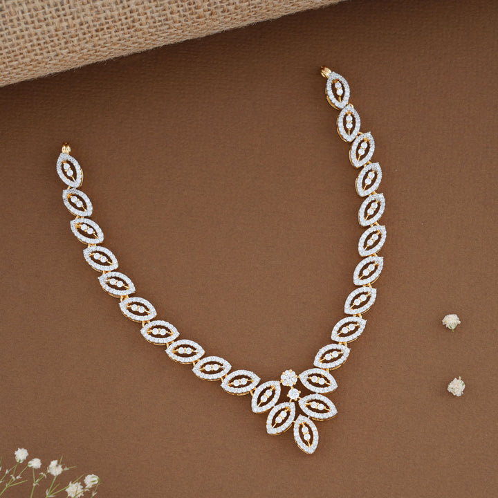 Varunisha Diamond Like Necklace Set