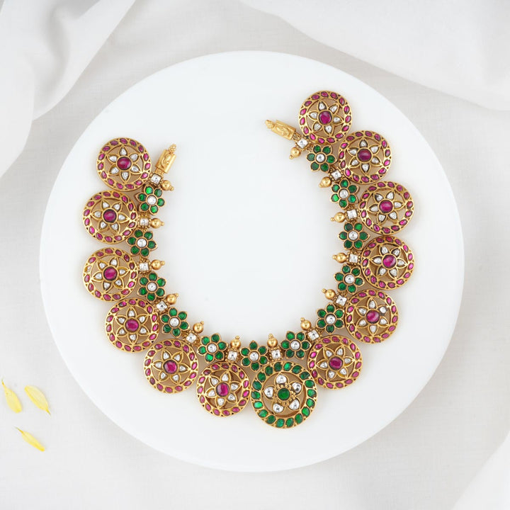 Gemsy Floral Kundan Short Necklace