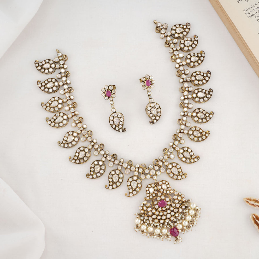 Mirha Stone Necklace Set