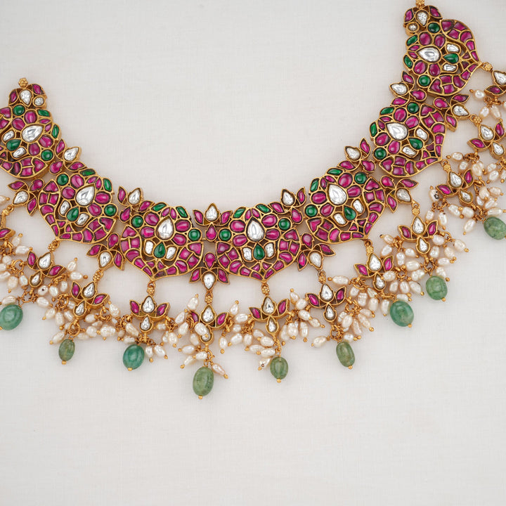 Kanisha Kundan Short Necklace