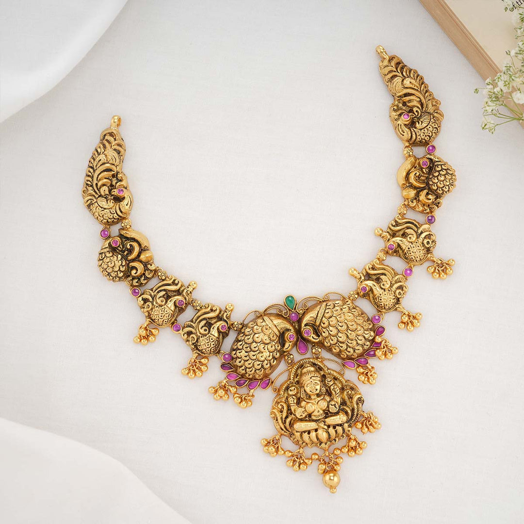 Mahira Nagas Short Necklace