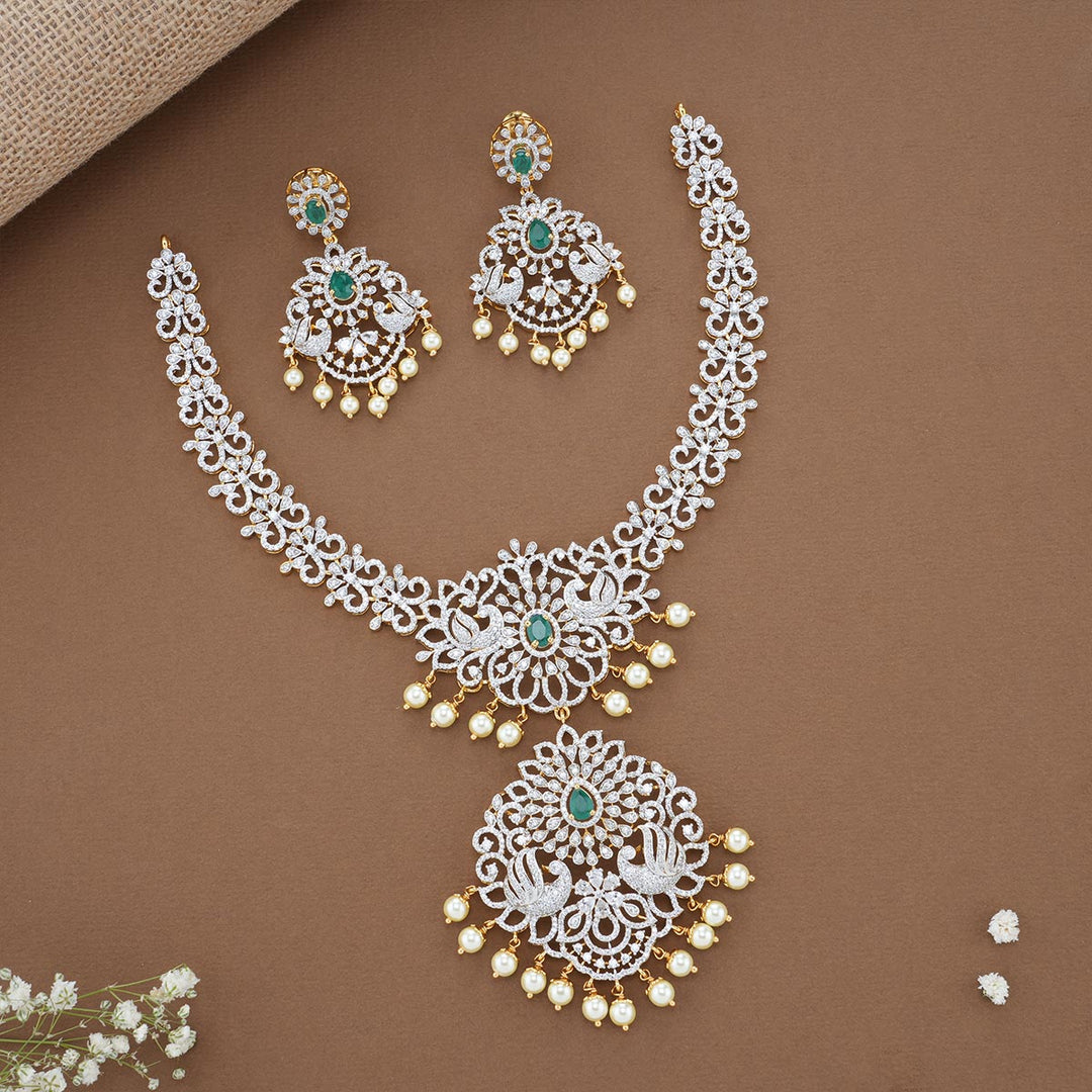 Mallisha Diamond Like Necklace Set