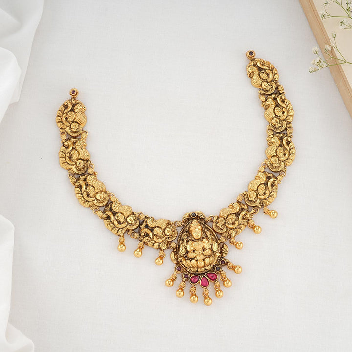 Vasudha Short Necklace