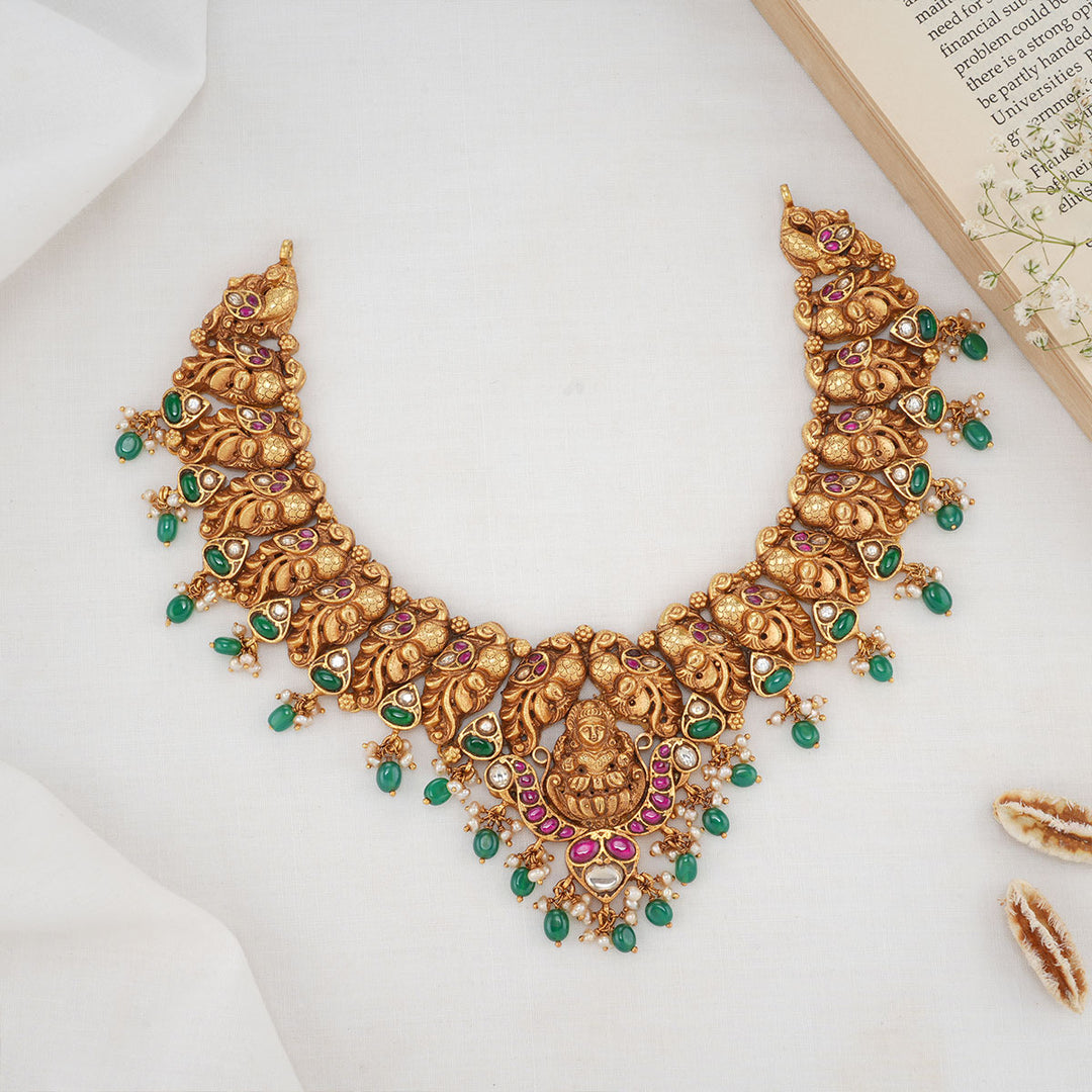 Darthi Kundan Necklace - Main Image