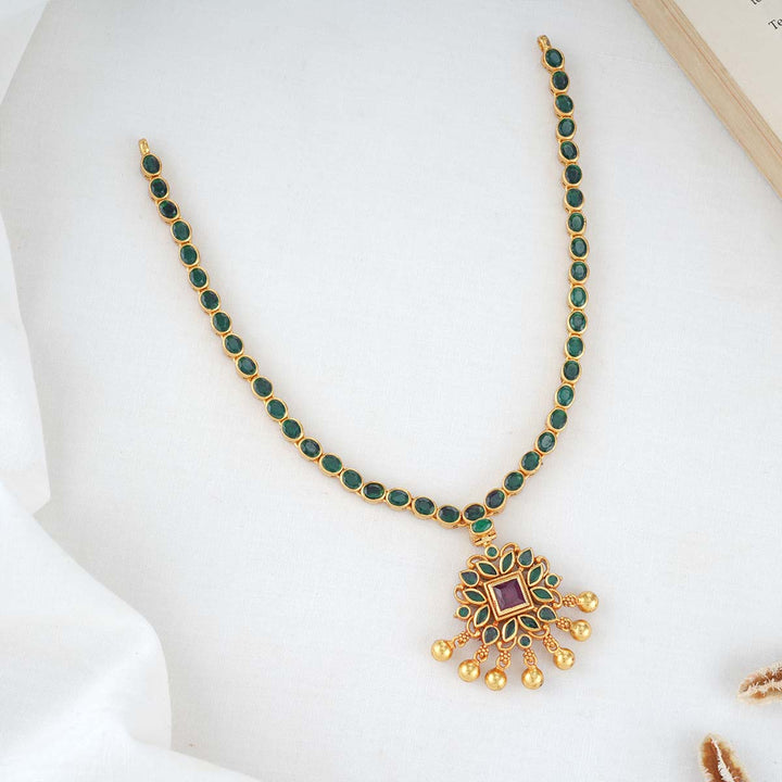 Sharuthi Reversible Necklace