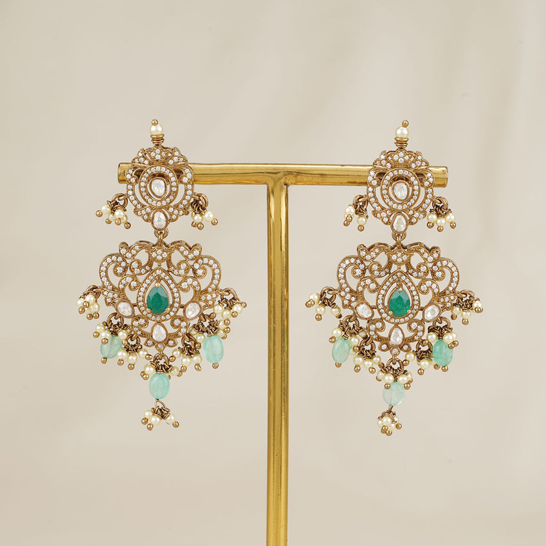 Srinishi Victorian Necklace Set