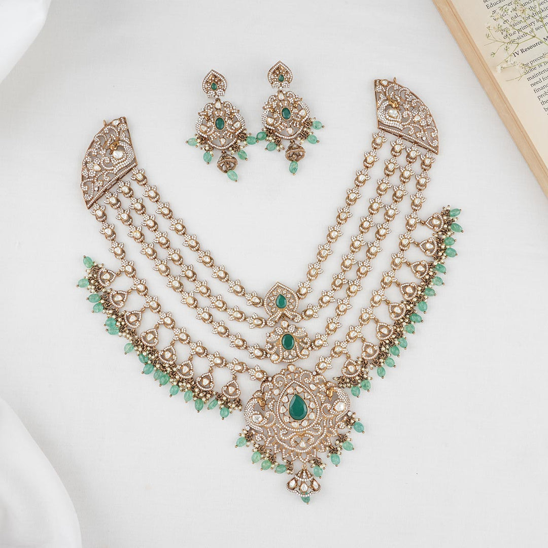 Excellence In Victorian Necklace Set