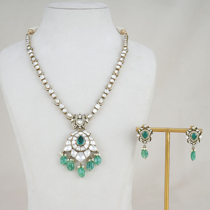 Elizra Victorian Necklace Set