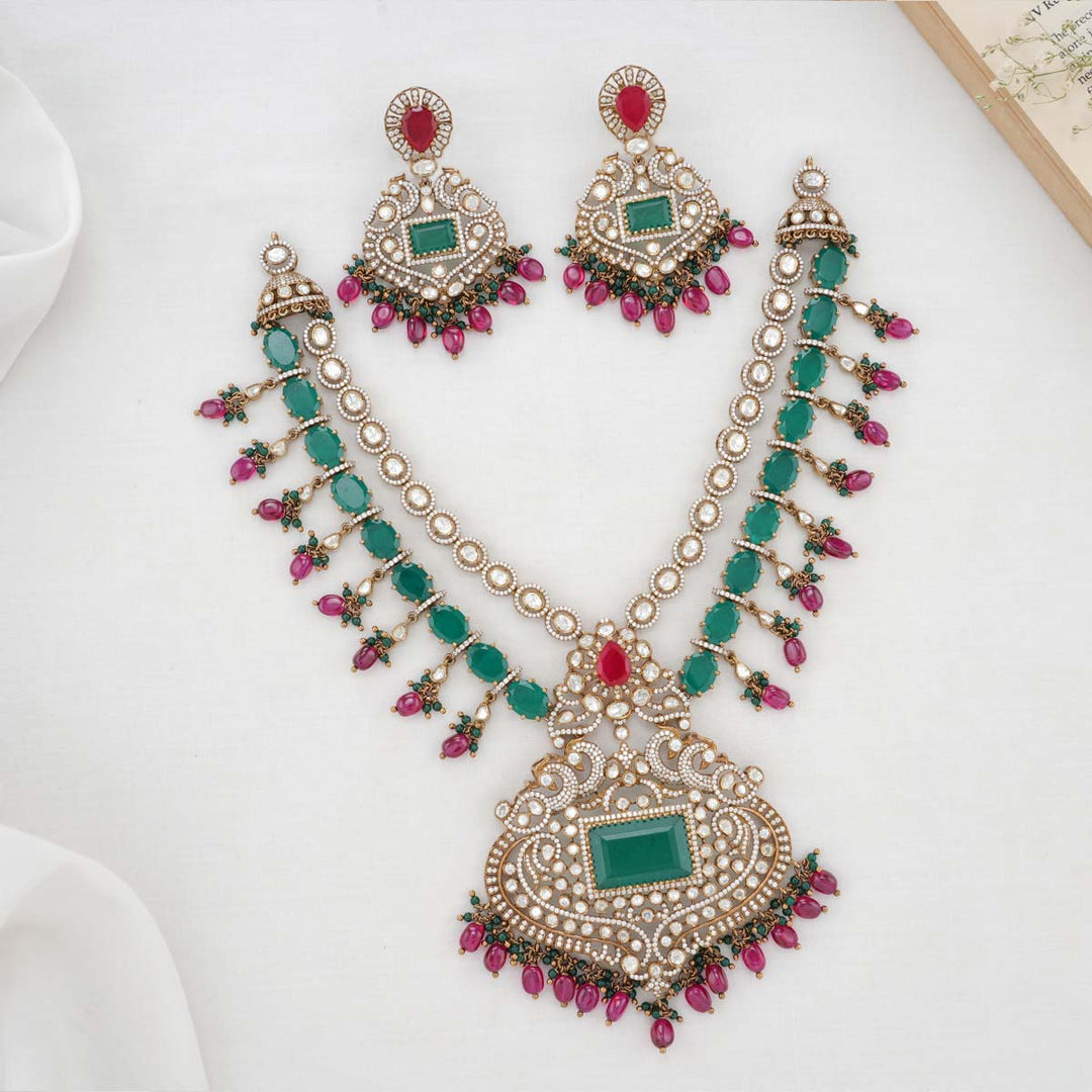 Benito Victorian Long Necklace Set