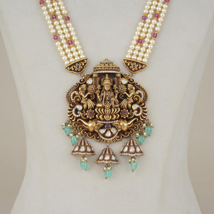 Yashara Victorian Necklace Set