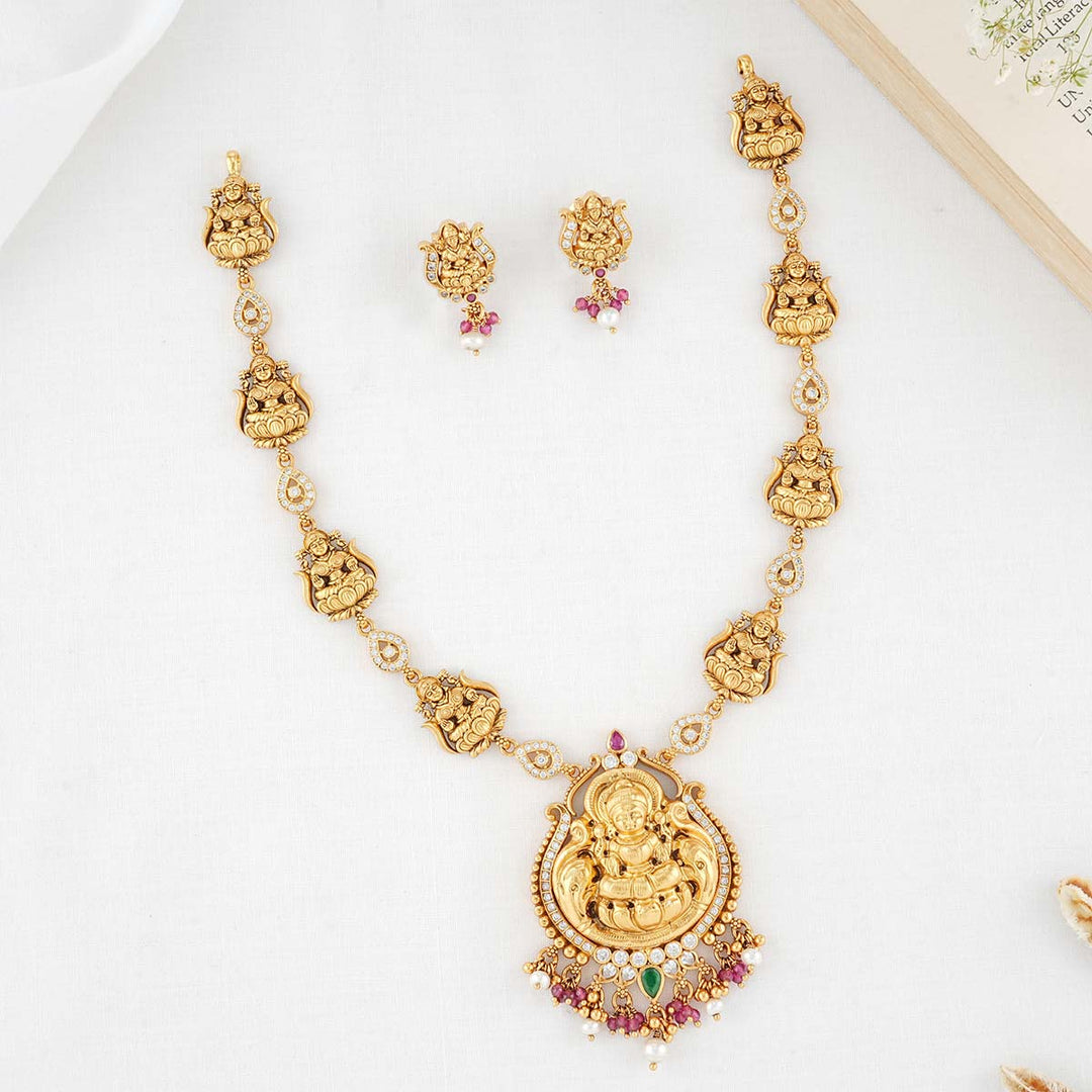 Sejal Nagas Necklace Set