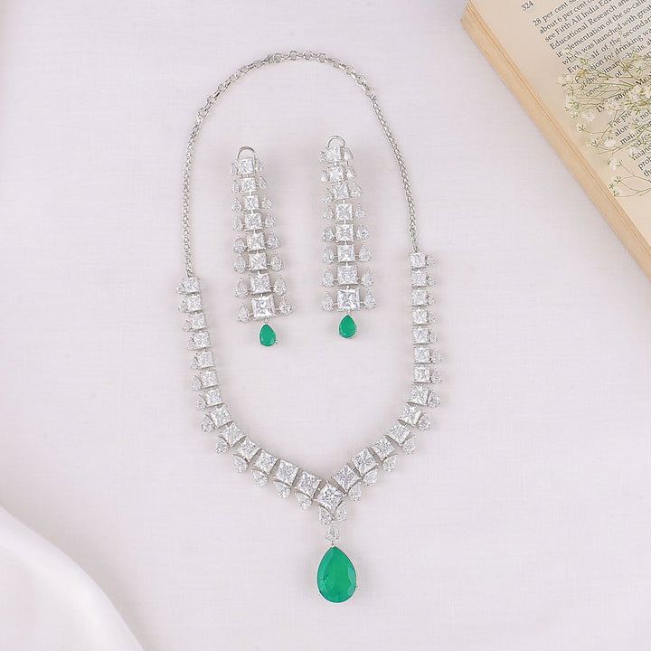 Ivanika Necklace Set