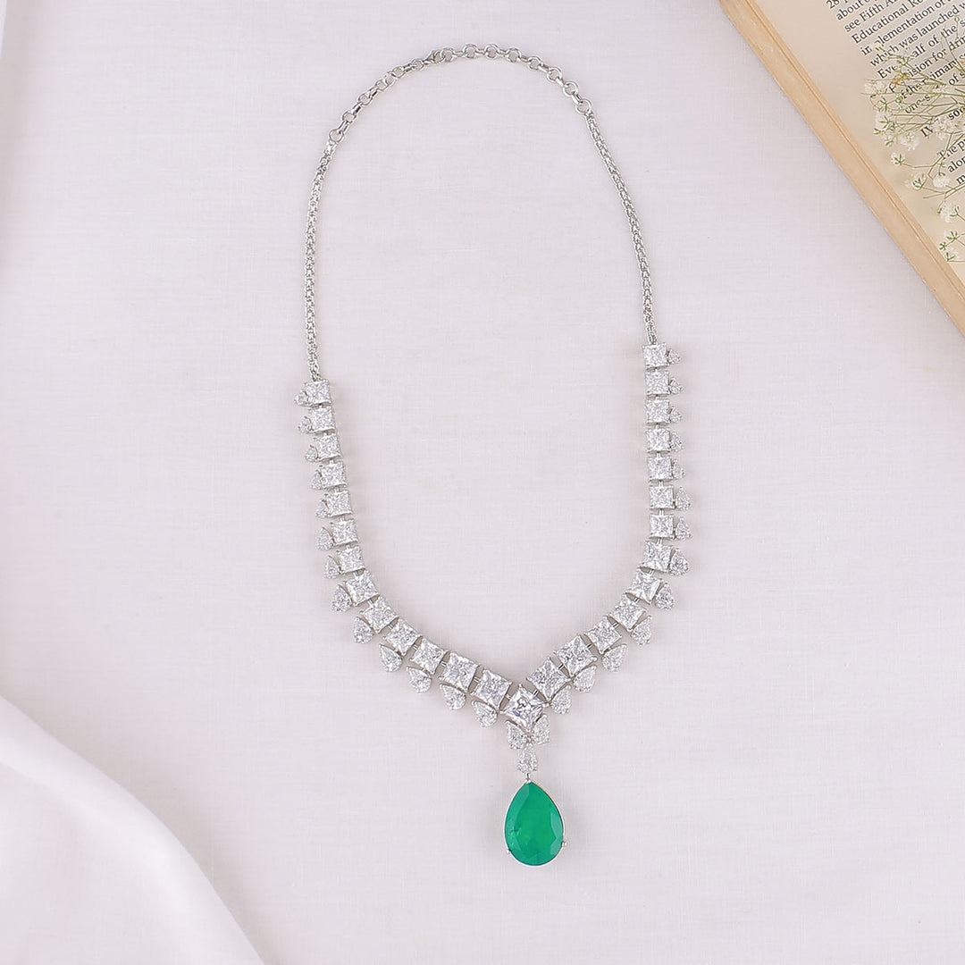 Ivanika Necklace Set