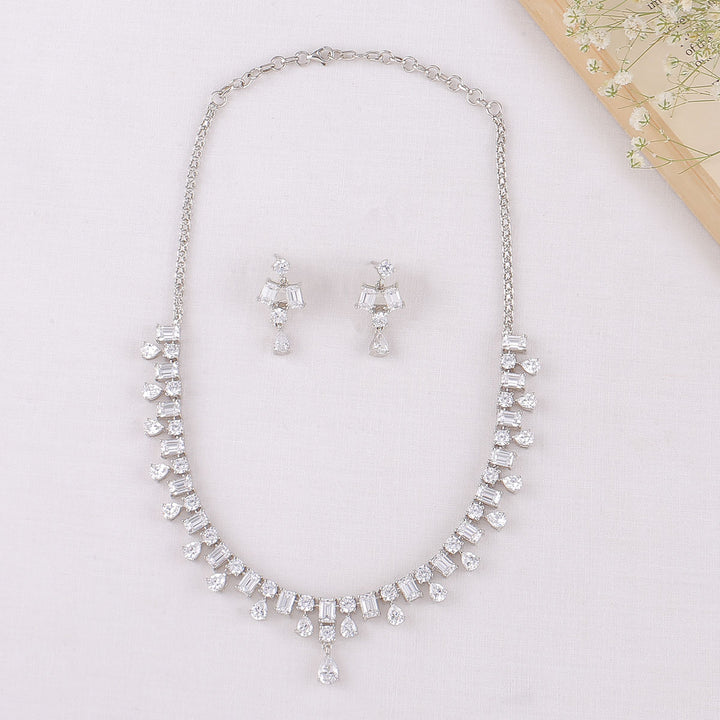 Samaira Necklace Set