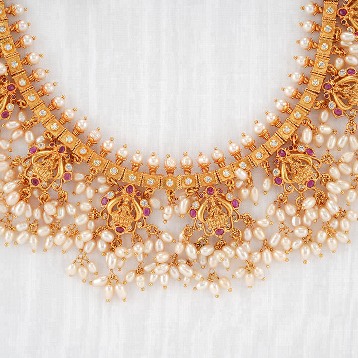 Pritiga Guttapusalu Necklace Set