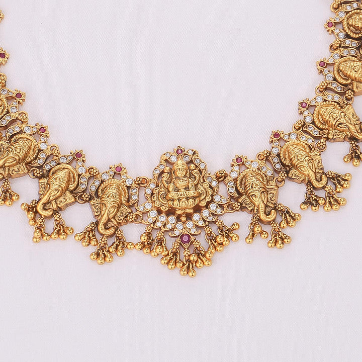 Daksha Short Necklace