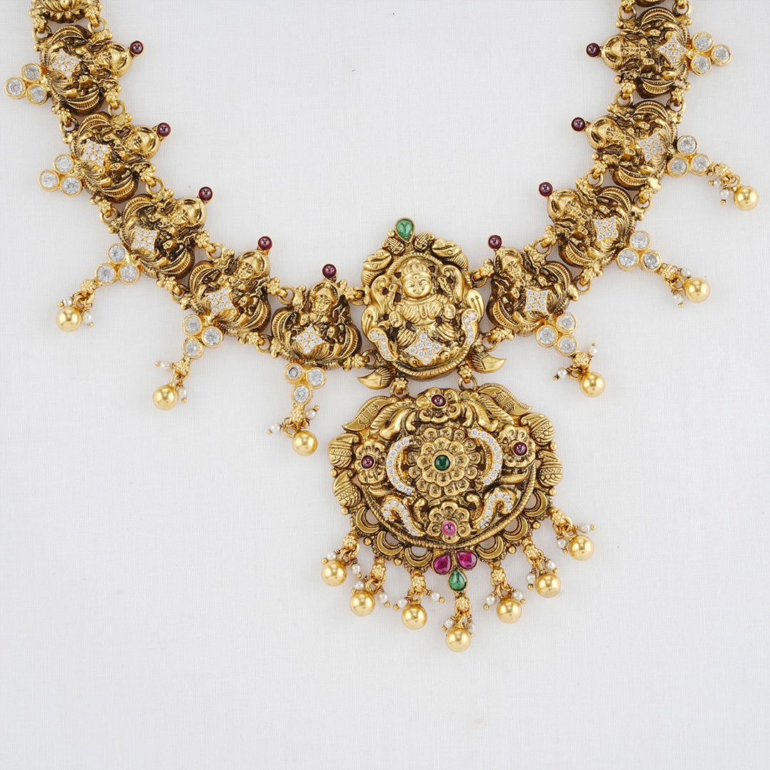 Abina Nagas Necklace Set