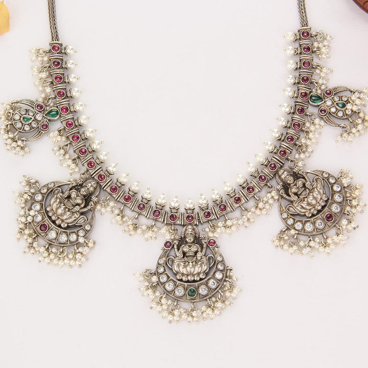 Charnesh Short Necklace