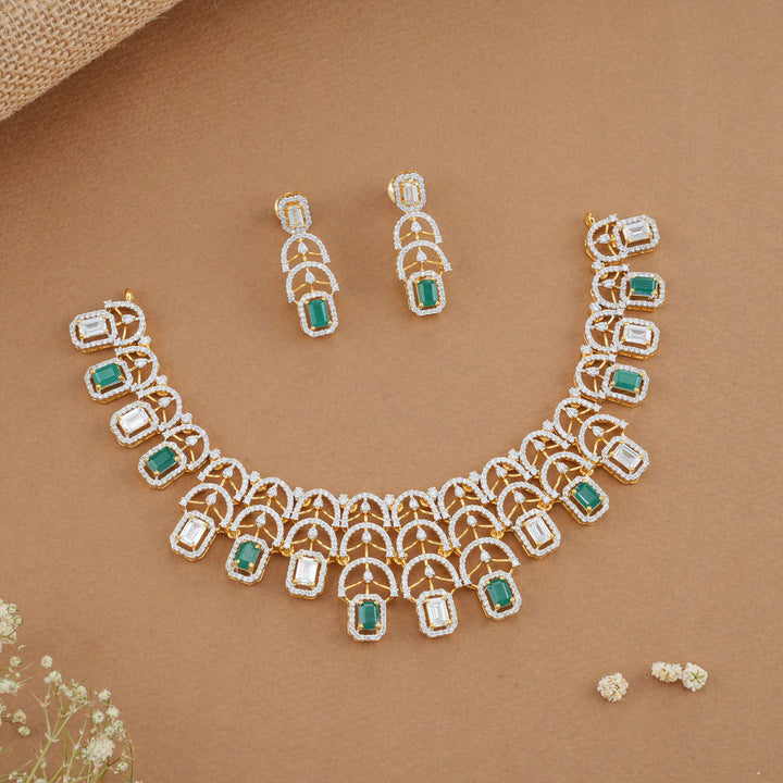 Cypress Avikam Necklace Set