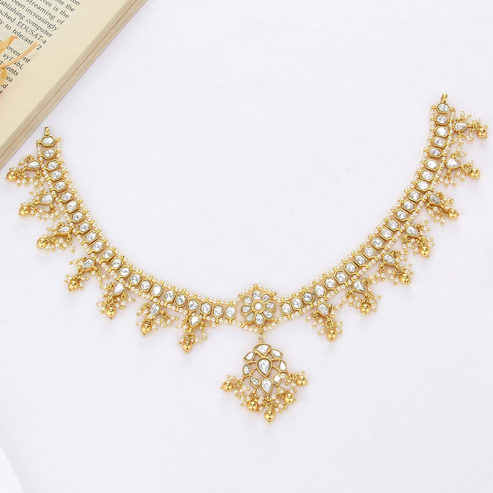 Yajira Kundan Short Necklace