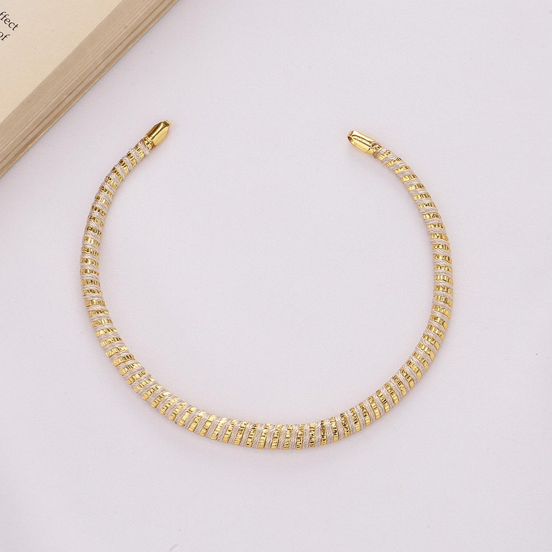 Chic & Trendy Short Necklace