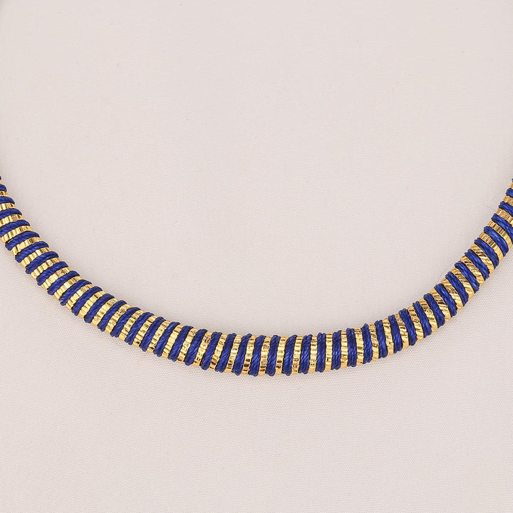 Chic & Trendy Short Necklace