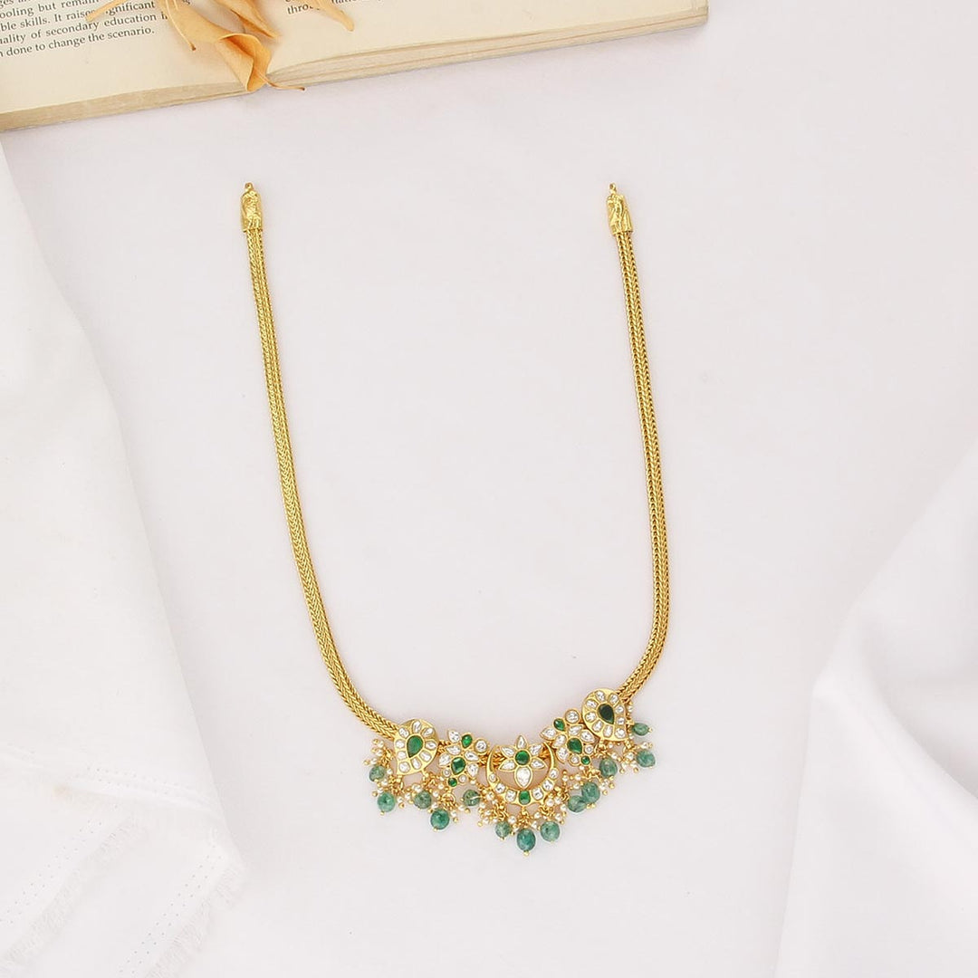 Shine Kundan Short Necklace