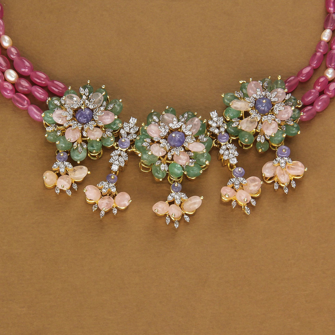 Amazing Avikam Short Necklace