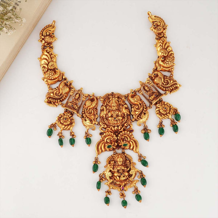 Berry Nagas Short Necklace