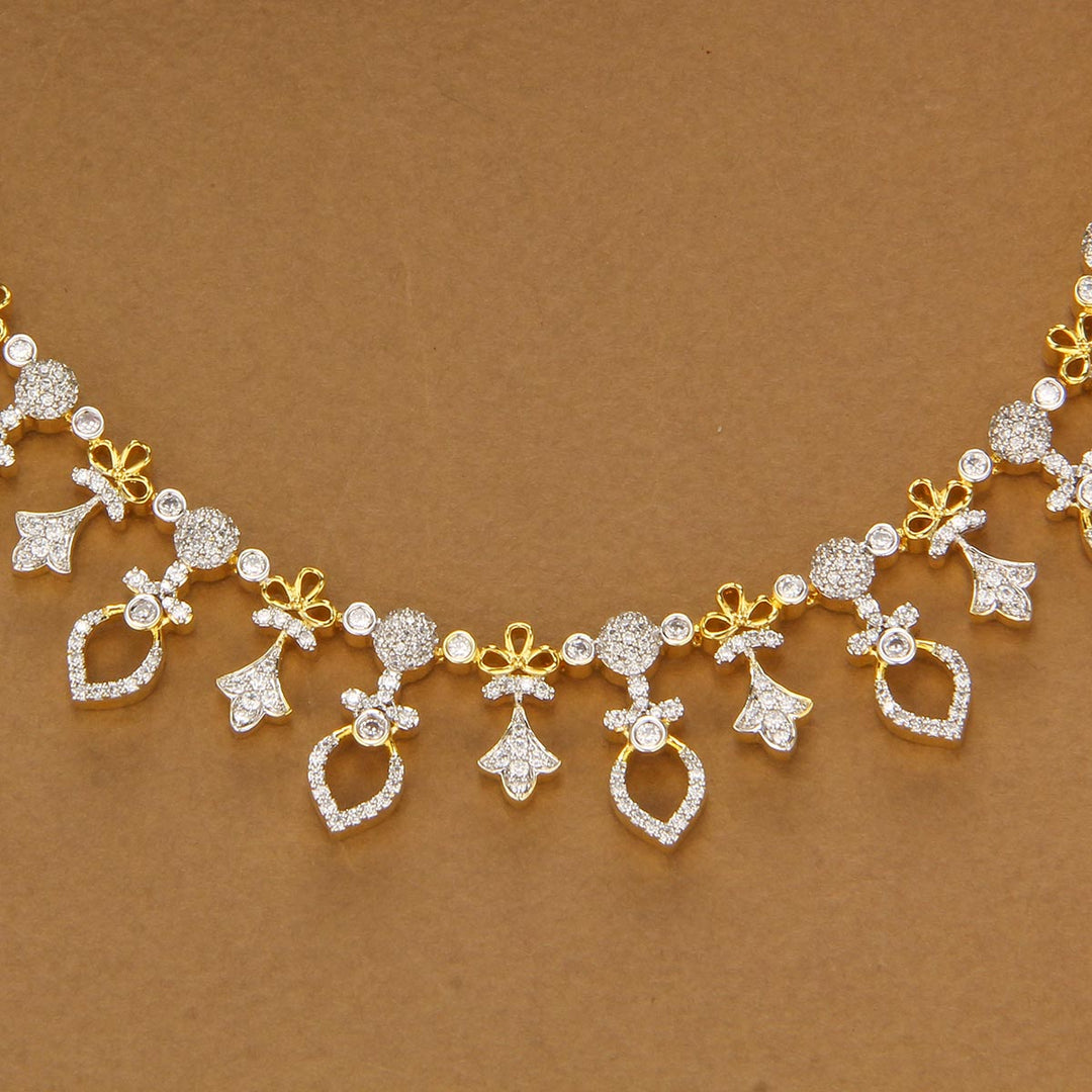 Saisha Avikam Short Necklace Set