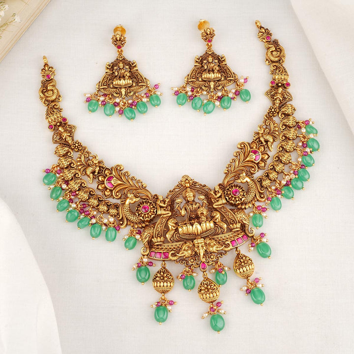 Mayilini Short Necklace Set