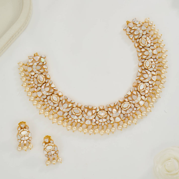 Haritha Kundan Necklace Set