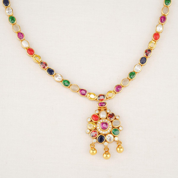 Akshaya Short Necklace