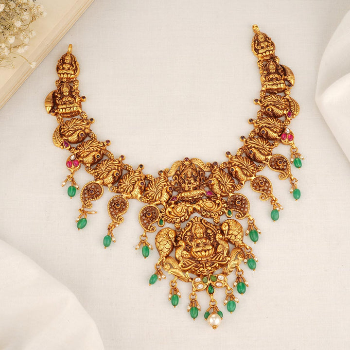 Vaishnavi Short Necklace