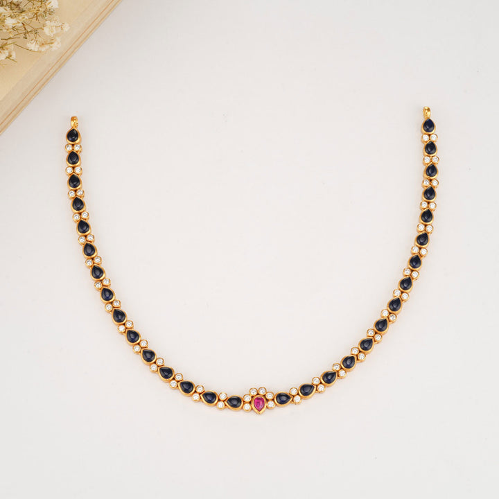 Brindha Short Necklace