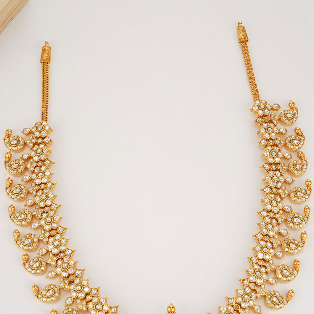 Saanvi Kundan Necklace