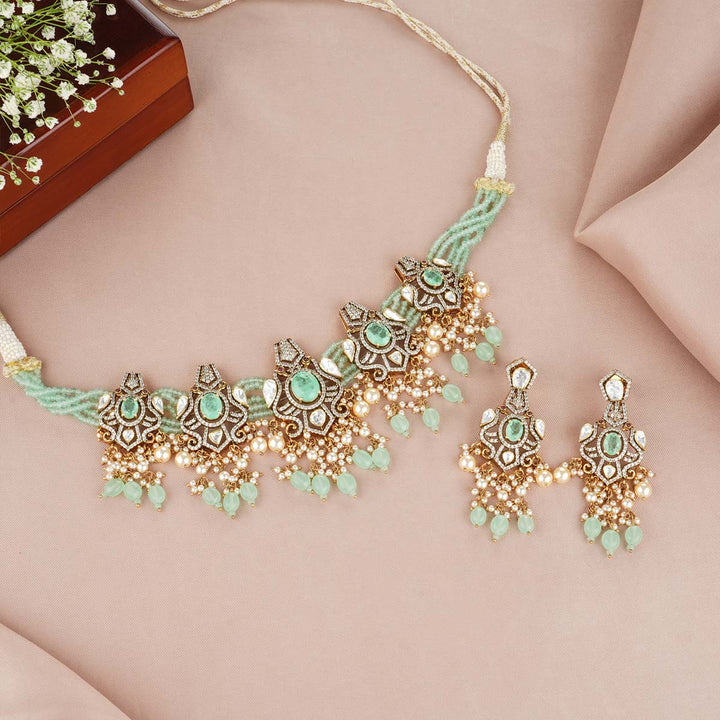 Nishali Victorian Short Necklace Set