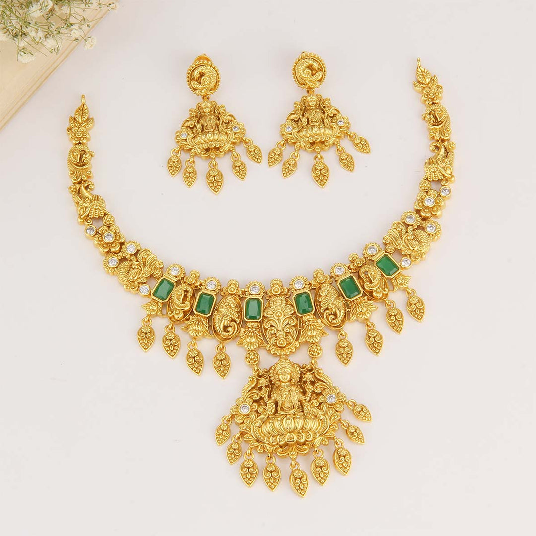Vikasha Necklace Set
