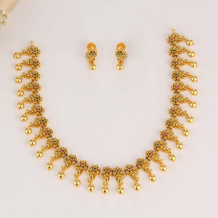 Anvaya Short Necklace Set