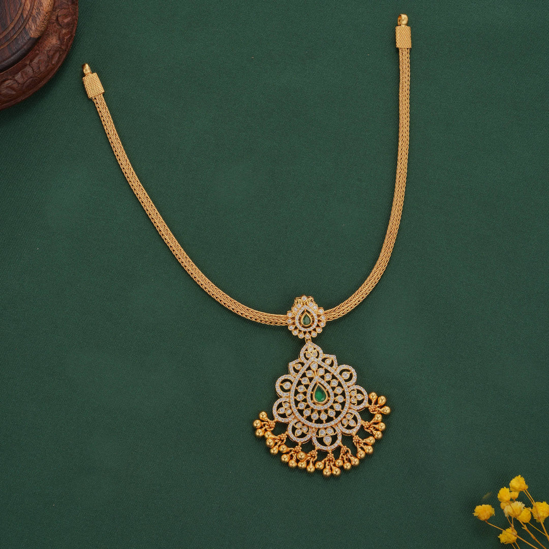 Dheeskshi Attigai Short Necklace