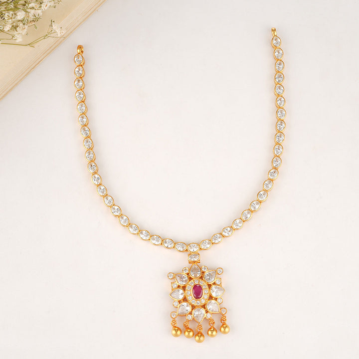 Saisha Short Necklace