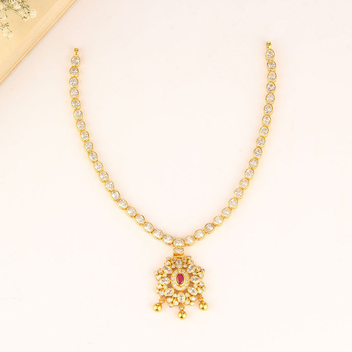 Nivar Stone Short Necklace