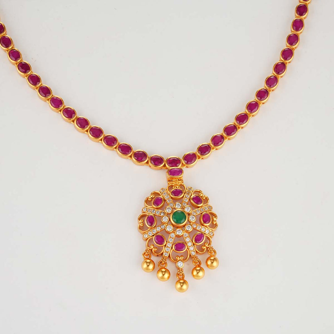 Chakrika Stone Short Necklace