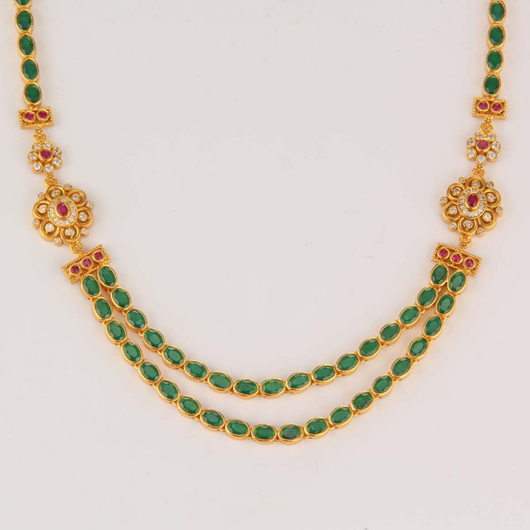 Vamika Short Necklace