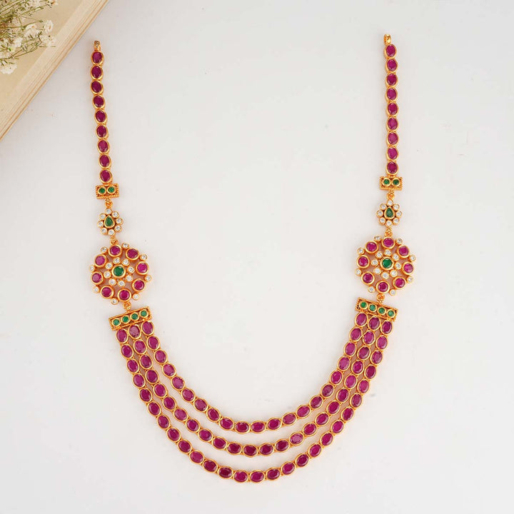 Pravina Layer Necklace