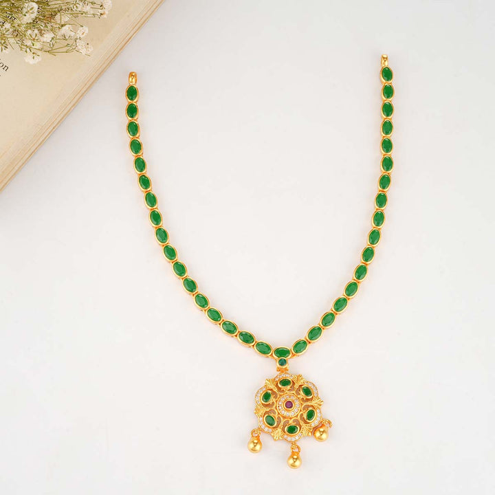 Karisha Short Necklace