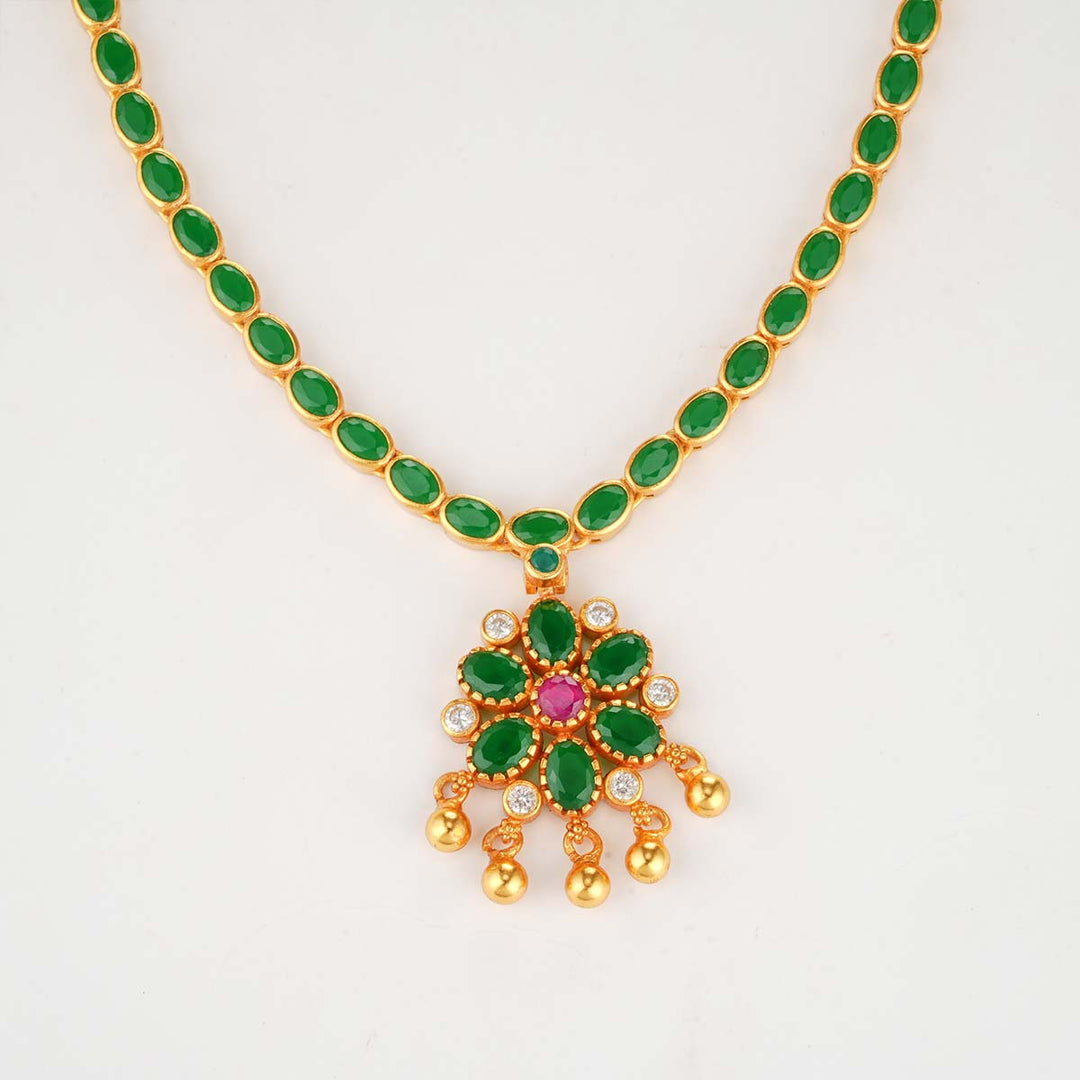 Dhasara Short Necklace