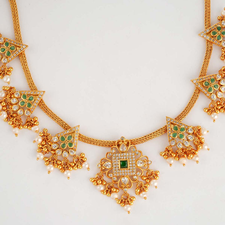 Shrisha Stone Short Necklace