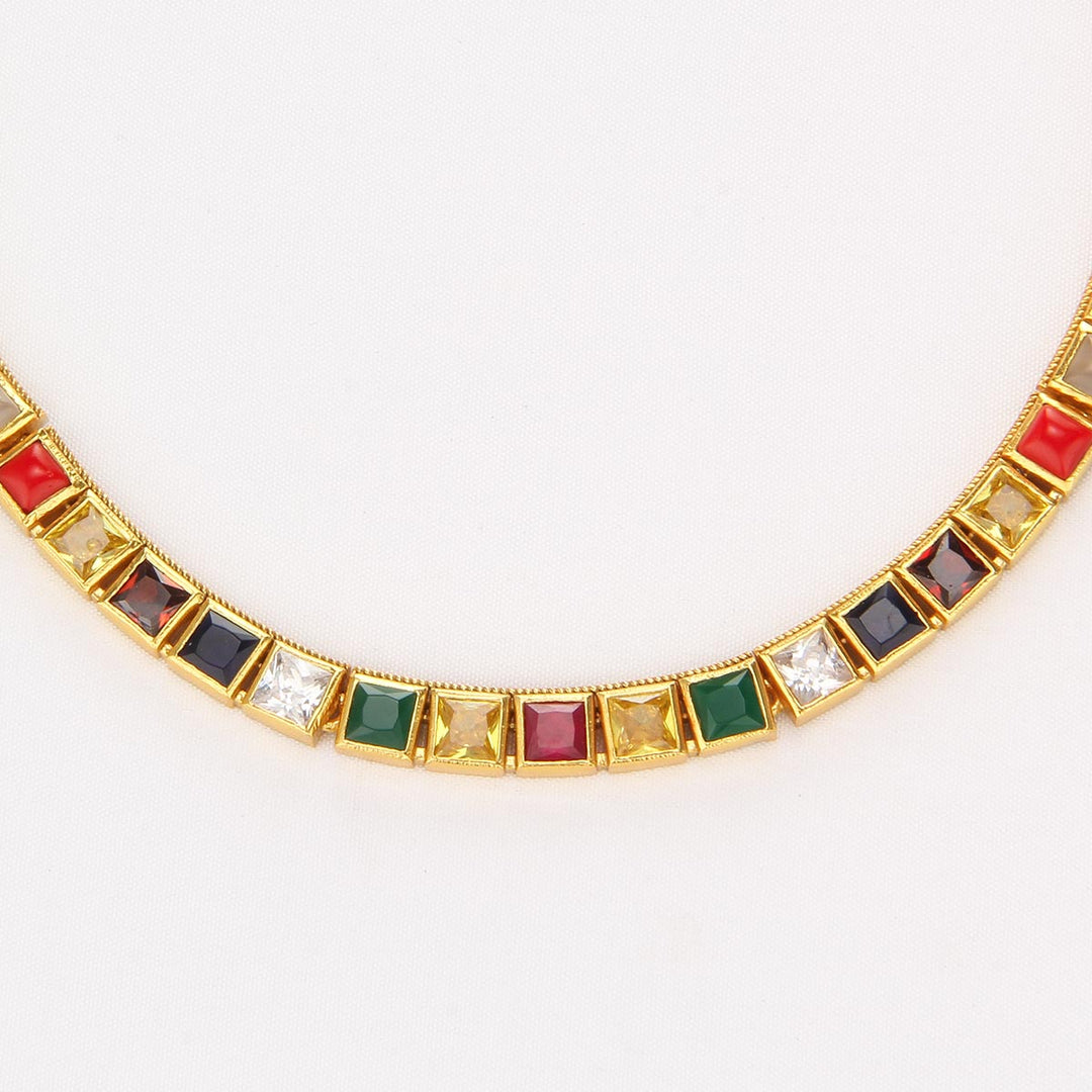 Yamika Short Necklace