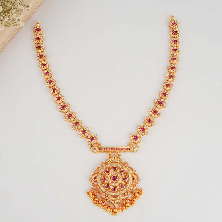 Tanvi Short Necklace